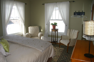 Stonewater Webster bedroom bed and breakfast